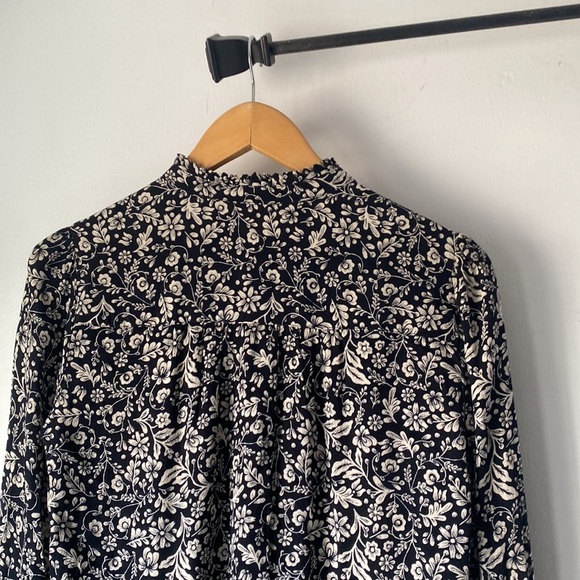 J.Crew XS Prairie Floral Drapey Button-Up Top - Picture 9 of 13